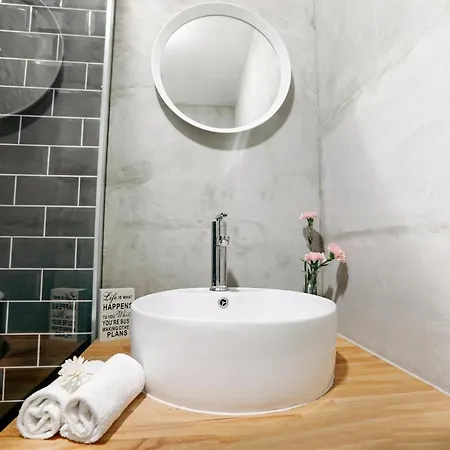 The 7 * Budapest